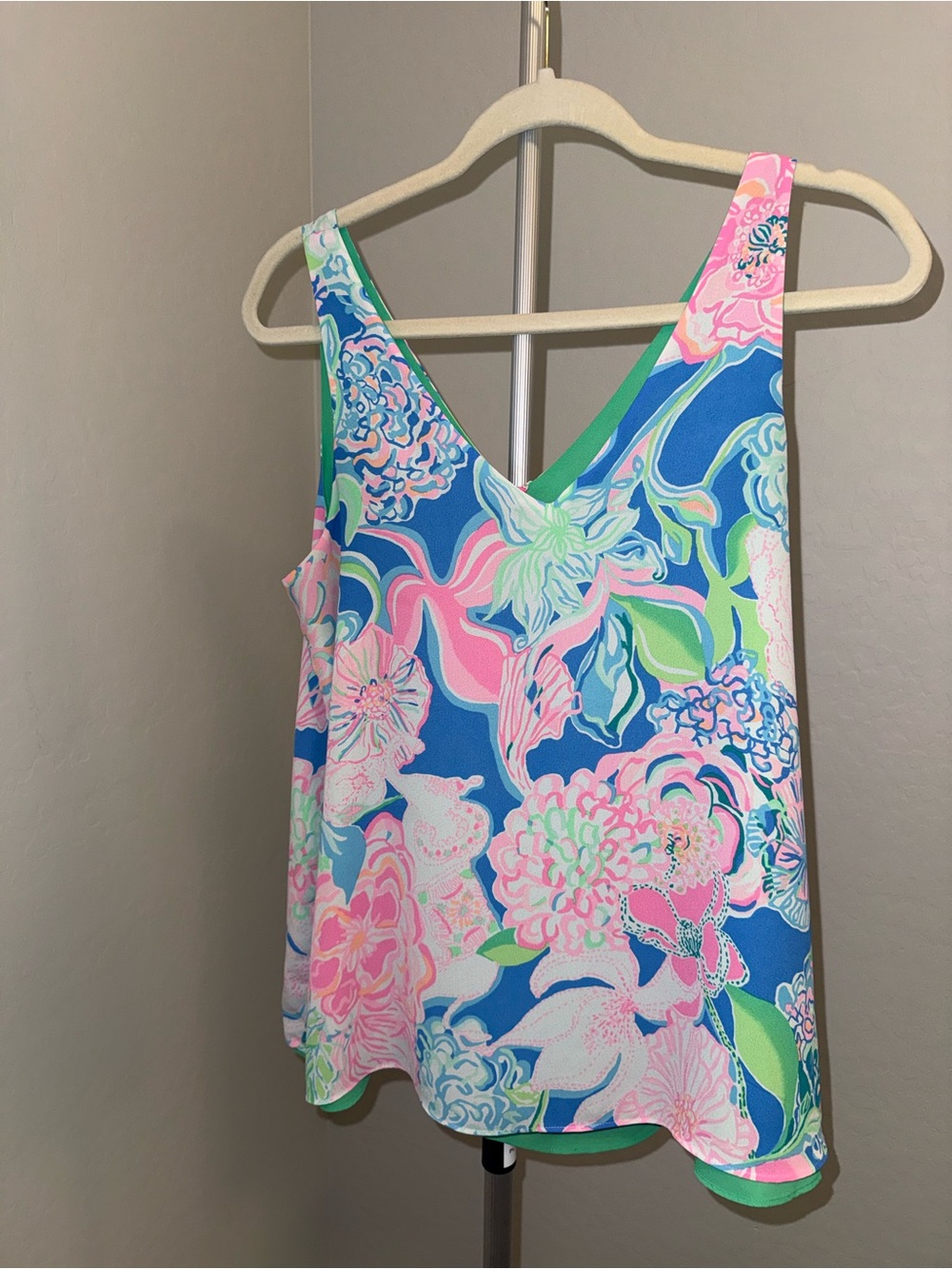 Lilly Pulitzer Floral V-Neck Tank in Blue, Pink and Green Reversible